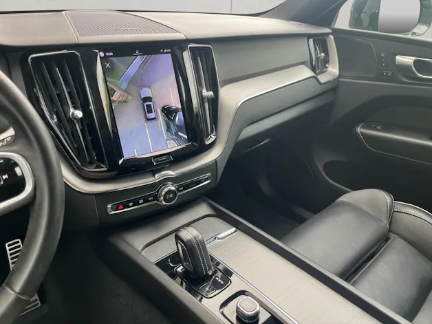VOLVO XC60 2.0 T6 TE R-Design eAWD