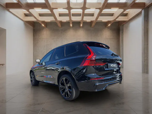 VOLVO XC60 2.0 B5 MH Black Edition AWD Ultra