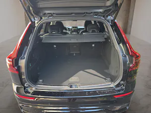 VOLVO XC60 2.0 B5 MH Black Edition AWD Ultra