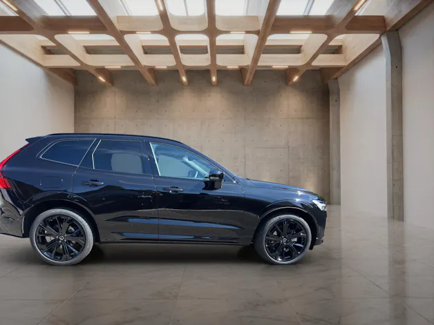 VOLVO XC60 2.0 B5 MH Black Edition AWD Ultra