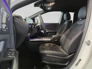 MERCEDES-BENZ GLA 200 Night Star H247