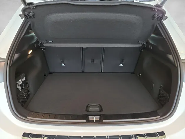 MERCEDES-BENZ GLA 200 Night Star H247