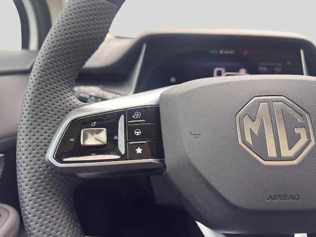 MG S6 EV 77kWh Luxury AWD