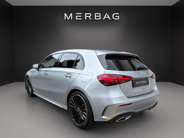 MERCEDES-BENZ A 220 4Matic 8G-DCT
