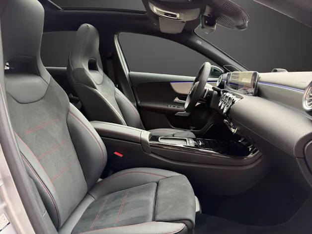 MERCEDES-BENZ A 220 4Matic 8G-DCT