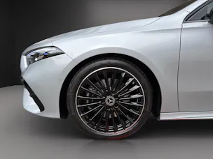 MERCEDES-BENZ A 220 4Matic 8G-DCT