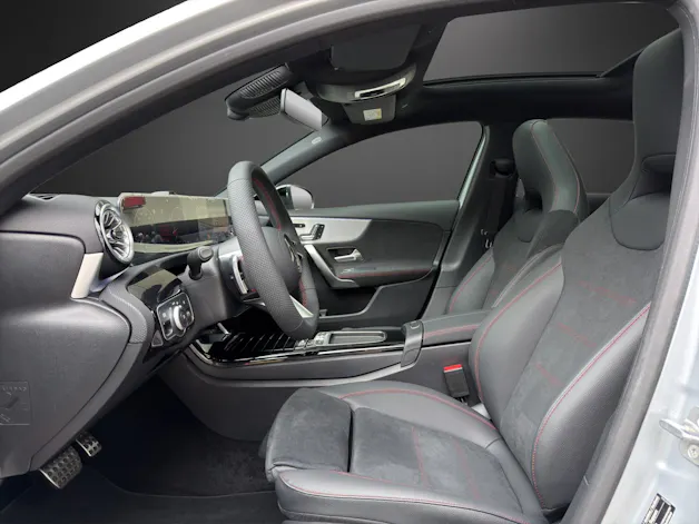MERCEDES-BENZ A 220 4Matic 8G-DCT