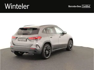 MERCEDES-BENZ GLA 200 AMG Line