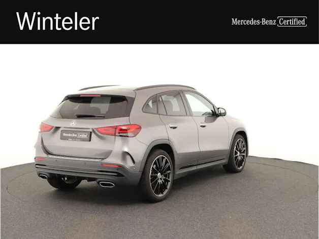 MERCEDES-BENZ GLA 200 AMG Line