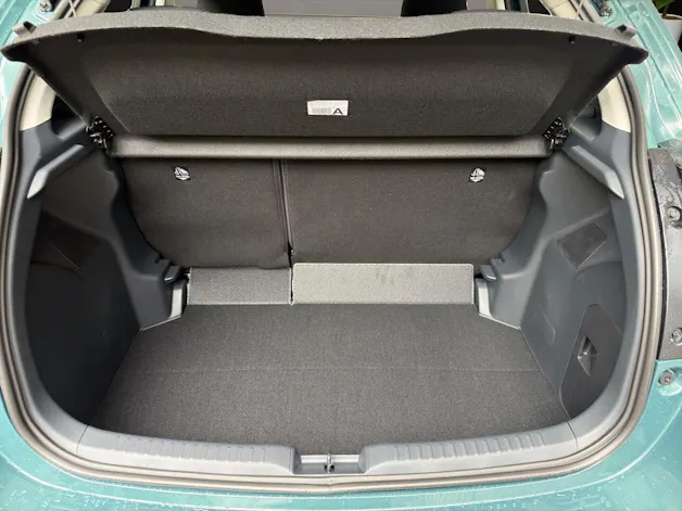 MAZDA 2 Hybrid Prime-line