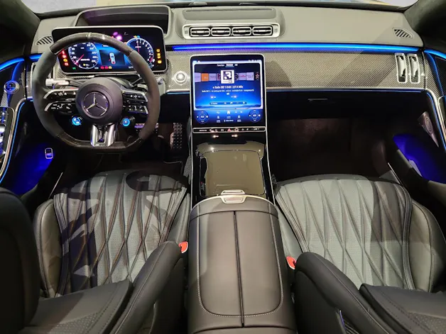 MERCEDES-BENZ S 63 V8 AMG E Performance 4matic+ lang