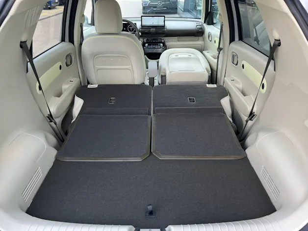 HYUNDAI Inster 49kWh Amplia