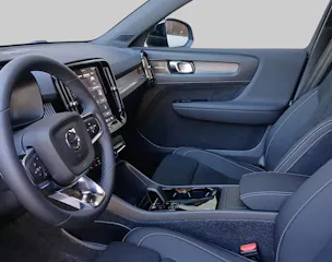 VOLVO EX40 Twin Black Edition AWD