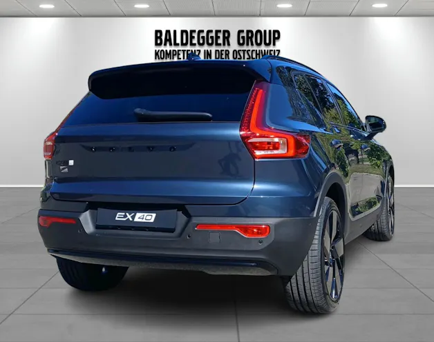 VOLVO EX40 Twin Black Edition AWD