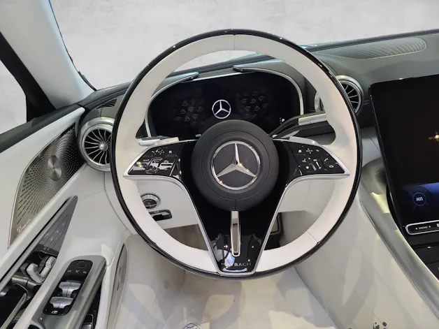 MERCEDES-BENZ SL 680 Maybach Monogram Series