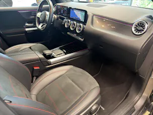 MERCEDES-BENZ GLA 250 AMG Line 4Matic