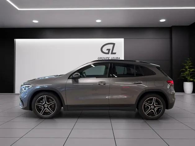 MERCEDES-BENZ GLA 250 AMG Line 4Matic