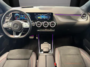 MERCEDES-BENZ GLA 250 AMG Line 4Matic