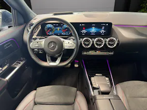 MERCEDES-BENZ GLA 250 AMG Line 4Matic