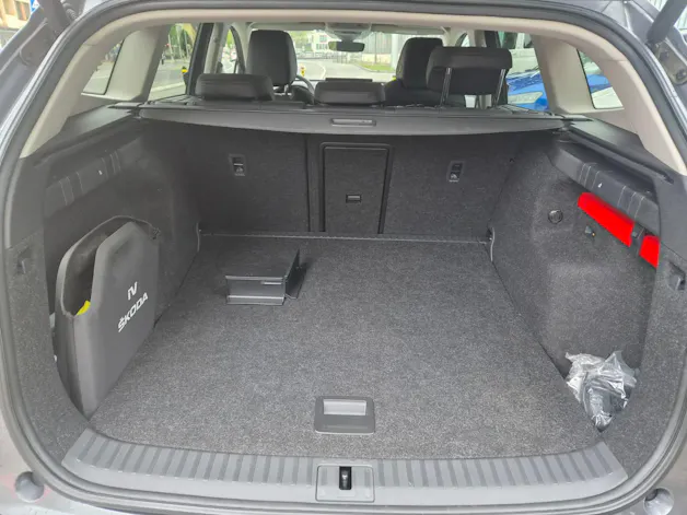 SKODA Enyaq iV 80x