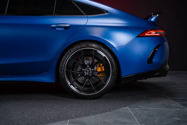 MERCEDES-BENZ AMG GT 63 S 4matic+ / Aero Pack / 360°Kamera / Burmester
