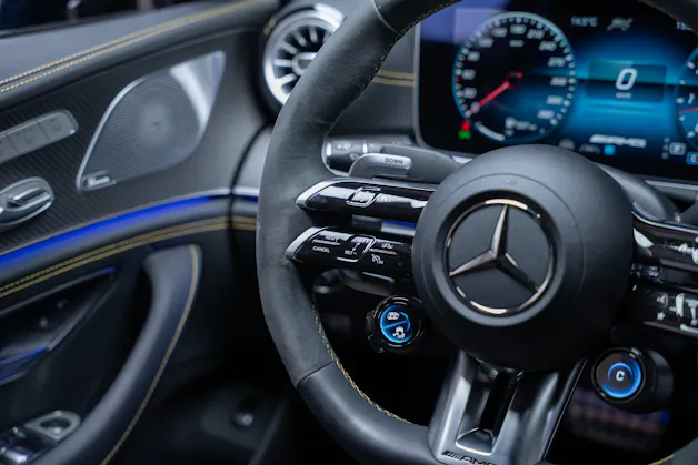 MERCEDES-BENZ AMG GT 63 S 4matic+ / Aero Pack / 360°Kamera / Burmester