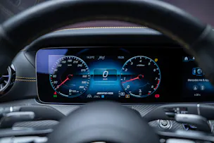 MERCEDES-BENZ AMG GT 63 S 4matic+ / Aero Pack / 360°Kamera / Burmester