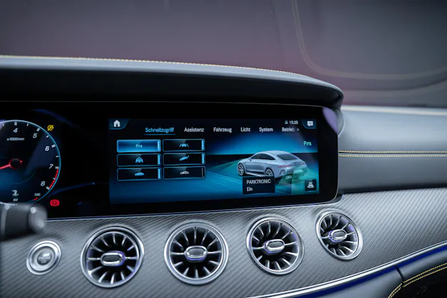 MERCEDES-BENZ AMG GT 63 S 4matic+ / Aero Pack / 360°Kamera / Burmester