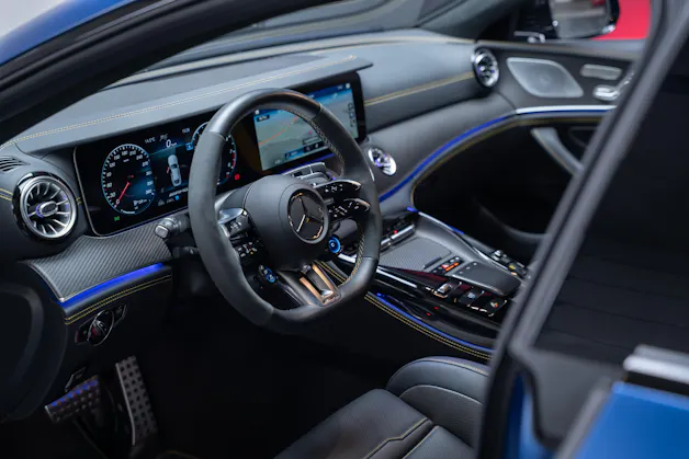 MERCEDES-BENZ AMG GT 63 S 4matic+ / Aero Pack / 360°Kamera / Burmester