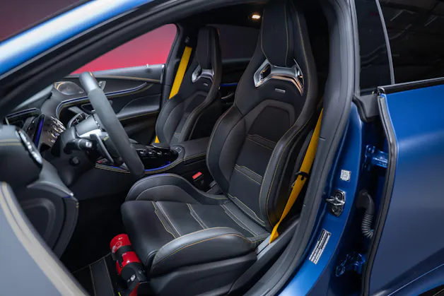 MERCEDES-BENZ AMG GT 63 S 4matic+ / Aero Pack / 360°Kamera / Burmester