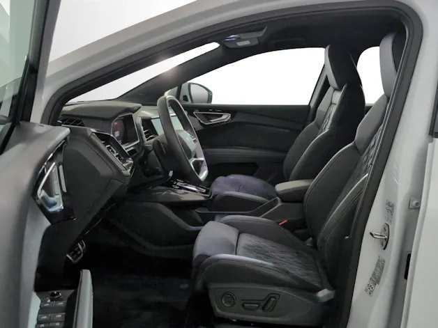 AUDI Q4 Sportback e-tron 50 quattro