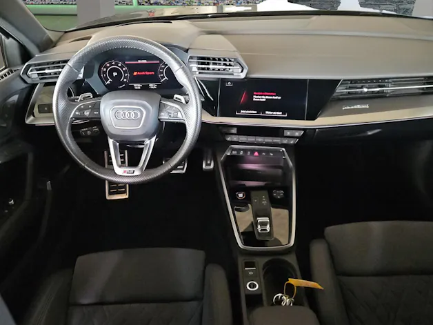 AUDI RS3 Sportback 2.5 TSI quattro S-tronic