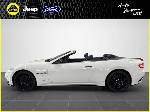 MASERATI Grancabrio 4.7 V8