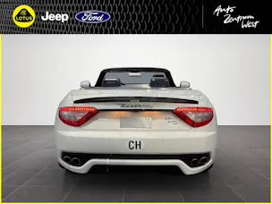 MASERATI Grancabrio 4.7 V8