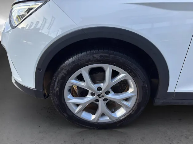 SEAT Arona 1.5 TSI Hola FR DSG MY22