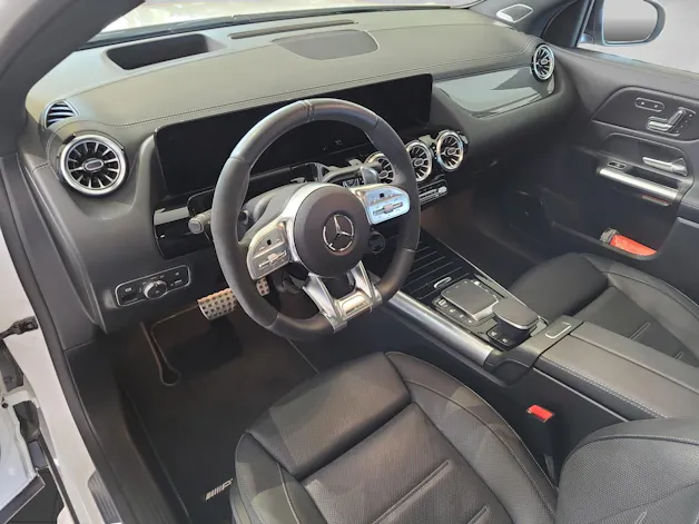 MERCEDES-BENZ GLA 35 AMG 4matic