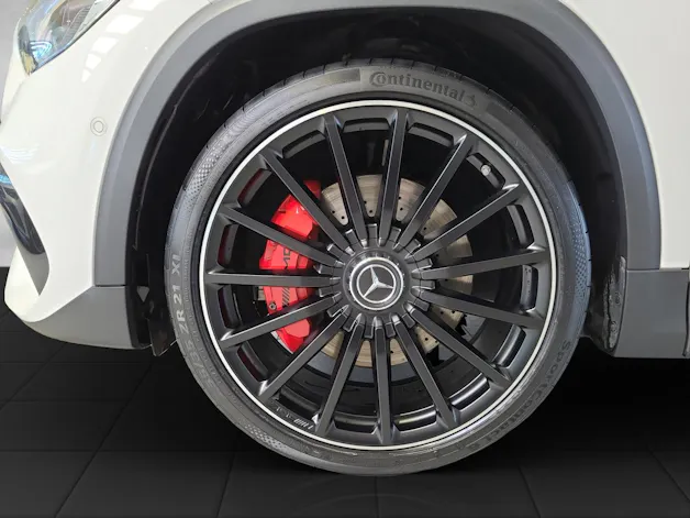 MERCEDES-BENZ GLA 35 AMG 4matic
