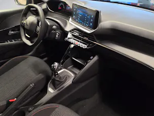 PEUGEOT 208 1.2 PureTech Style
