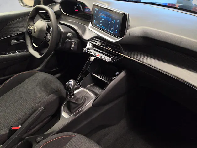 PEUGEOT 208 1.2 PureTech Style