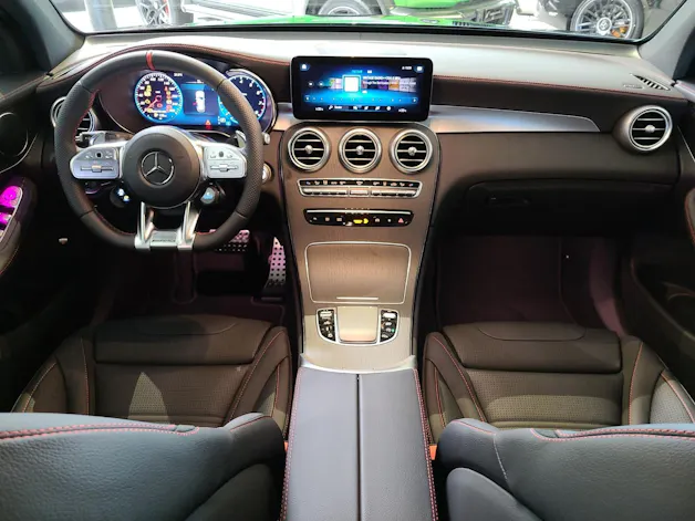MERCEDES-BENZ GLC 43 AMG 4m