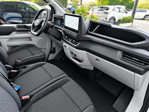 FORD Transit Custom Van PHEV 320 L1H1 Trend Automat