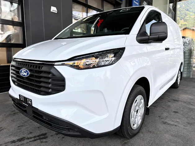 FORD Transit Custom Van PHEV 320 L1H1 Trend Automat