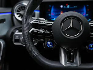 MERCEDES-BENZ A35 AMG 4Matic+ 8G-DCT *Limousine*Aero-Paket*Werksgarantie*Digital Light*