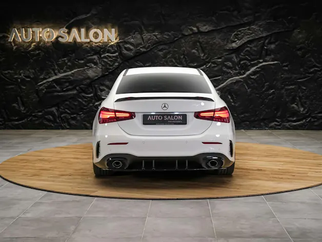 MERCEDES-BENZ A35 AMG 4Matic+ 8G-DCT *Limousine*Aero-Paket*Werksgarantie*Digital Light*
