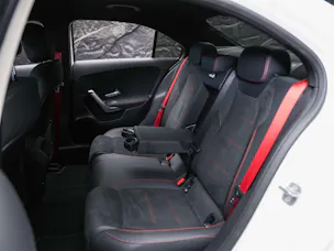 MERCEDES-BENZ A35 AMG 4Matic+ 8G-DCT *Limousine*Aero-Paket*Werksgarantie*Digital Light*