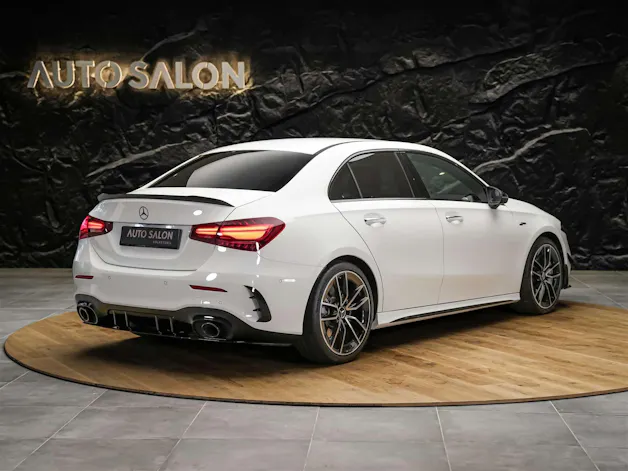 MERCEDES-BENZ A35 AMG 4Matic+ 8G-DCT *Limousine*Aero-Paket*Werksgarantie*Digital Light*