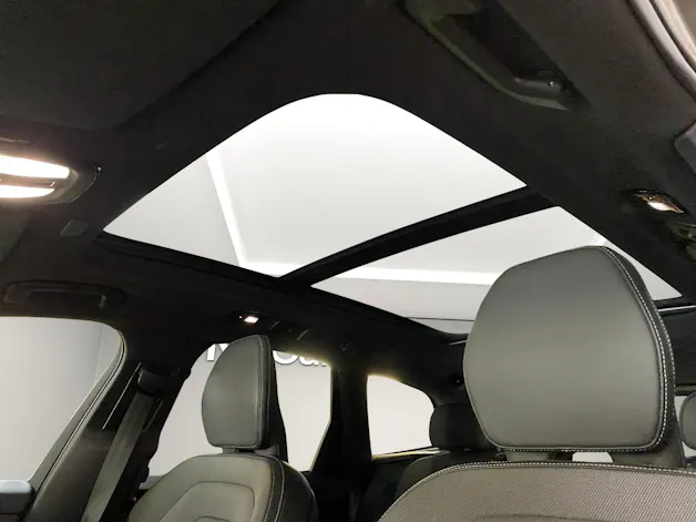 VOLVO XC60 T8 eAWD PluginHybrid Ultimate Dark Geartronic