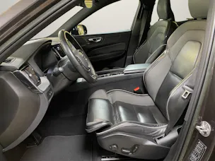 VOLVO XC60 T8 eAWD PluginHybrid Ultimate Dark Geartronic