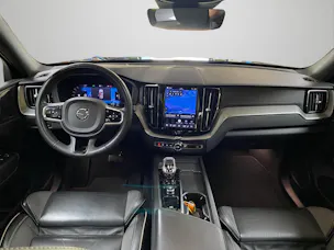 VOLVO XC60 T8 eAWD PluginHybrid Ultimate Dark Geartronic