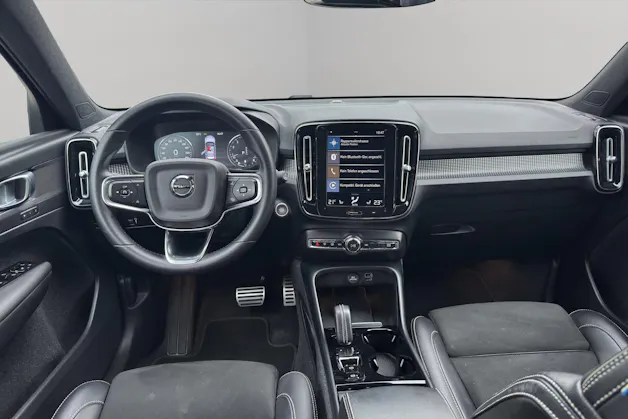 VOLVO XC40 B4 Benzin Mild Hybrid AWD R-Design Geartronic